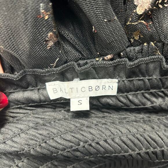 Baltic Born Black & Gold Metallic Floral Cassandra Tulle Maxi Dress Size Small - Picture 8 of 9